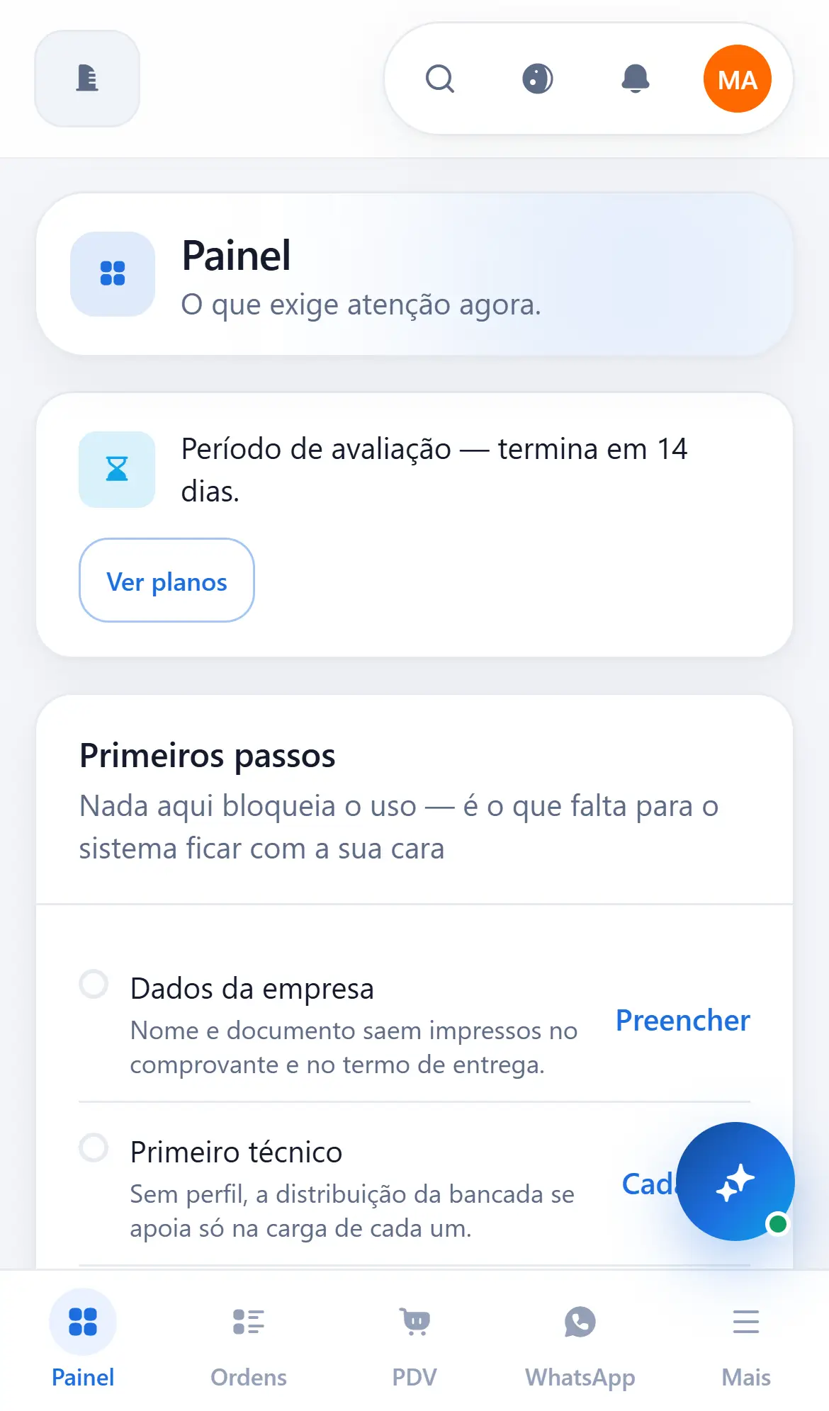AtmusOS no celular mostrando o painel da assistência técnica